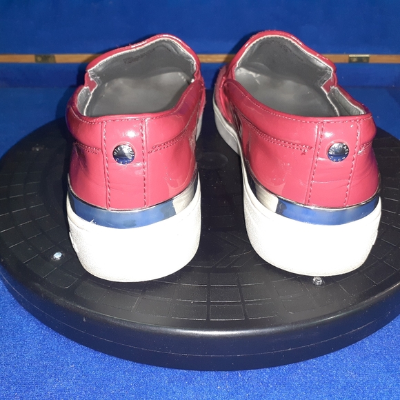 Michael Kors Red Patent & Faric Mesh-Dress Style Sneakers Sz. 7.5M-US, 38M-EU - Picture 4 of 8
